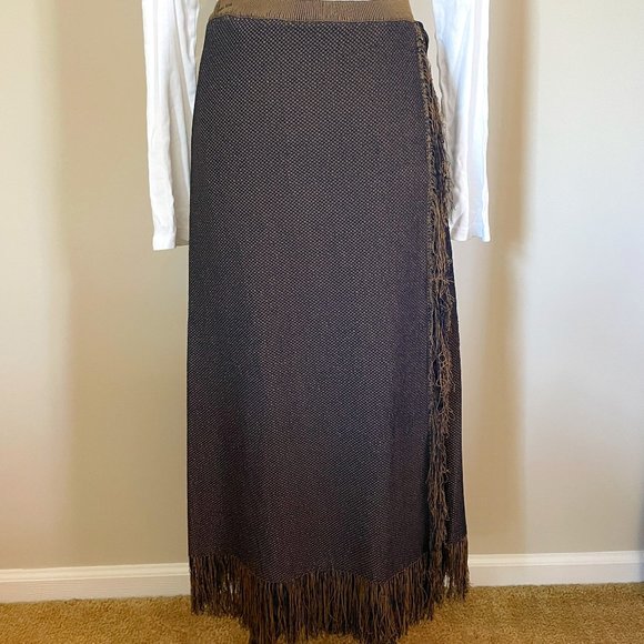 fringed, sweater knit skirt - Picture 1 of 12